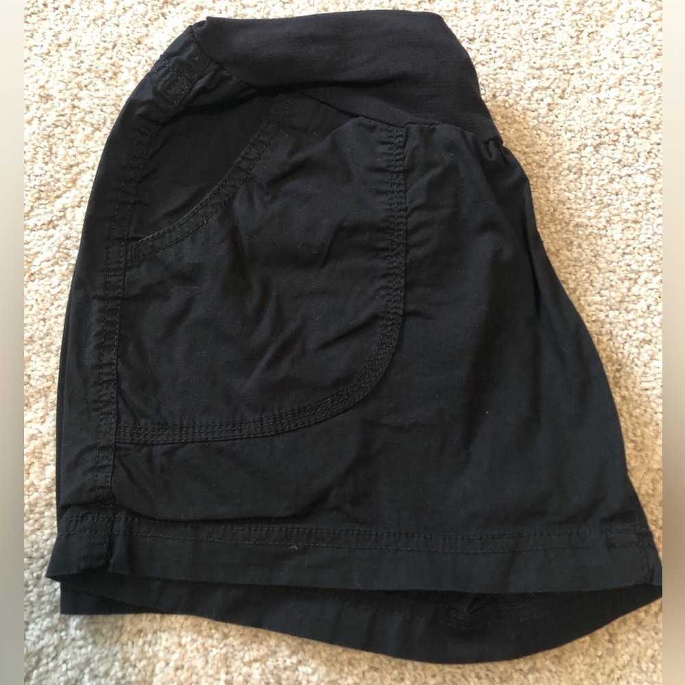 Motherhood Maternity black shorts with pockets